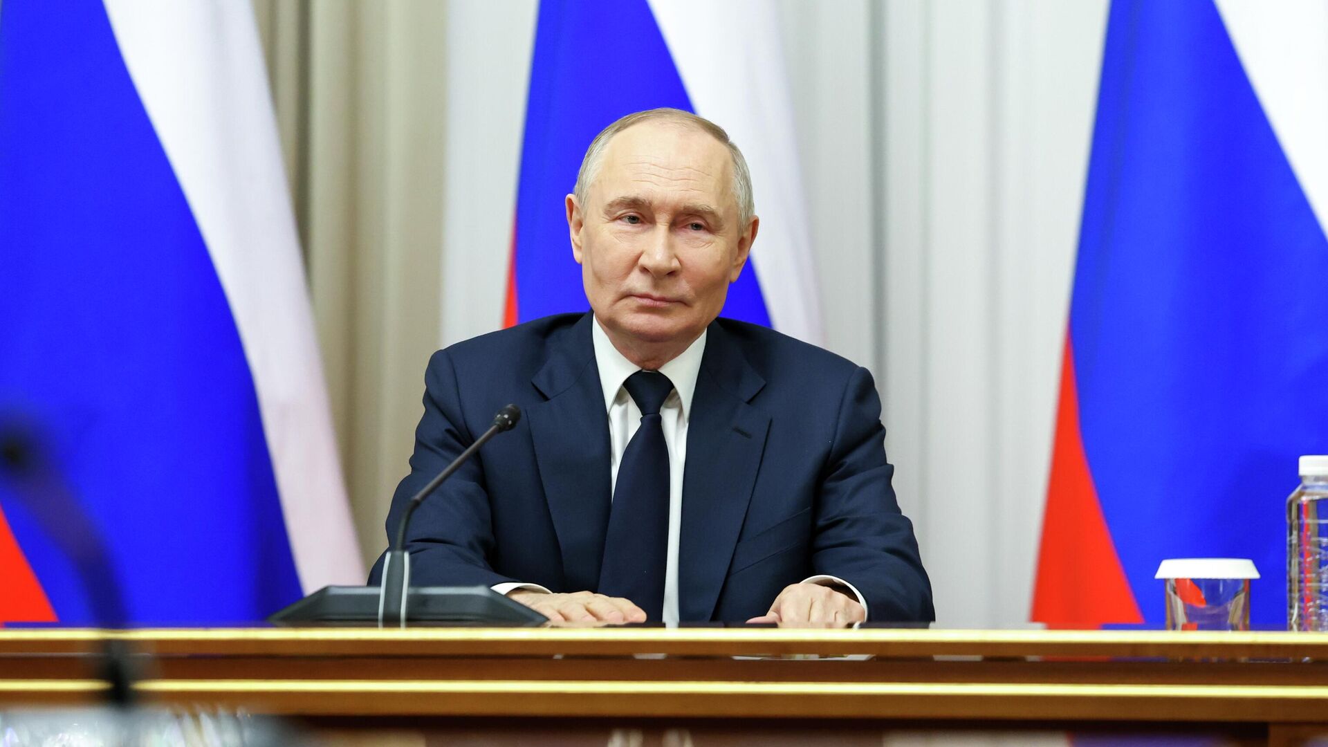 Путин заявил, что отношения между Россией и Брунеем находятся на высоком уровне