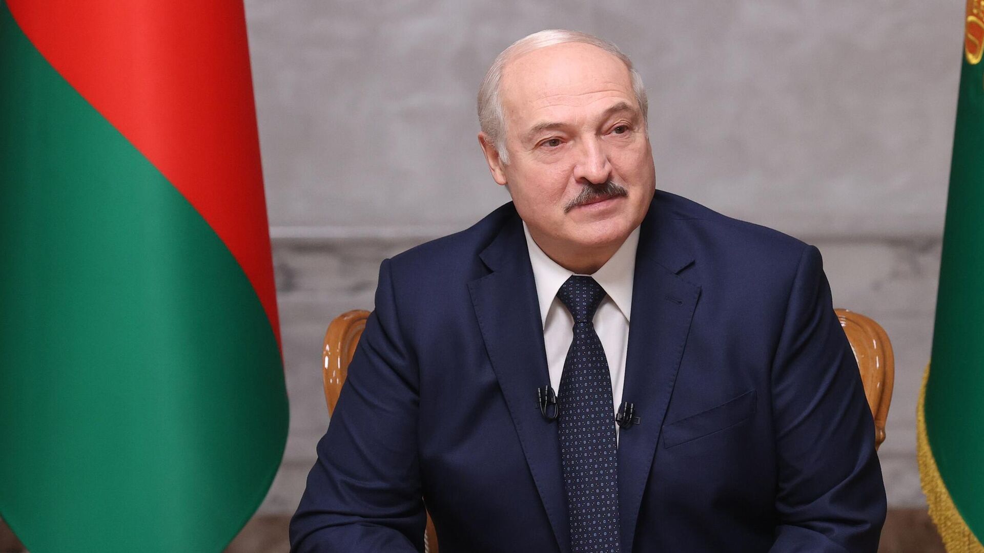 Лукашенко выразил желание обсудить с Лавровым ситуацию в мире