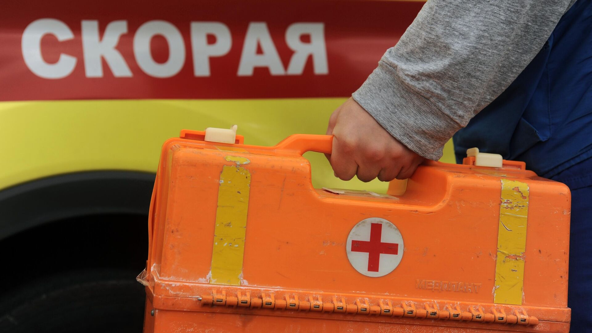 Пострадавших при ударе ВСУ в ЛНР проконсультируют с помощью телемедицины