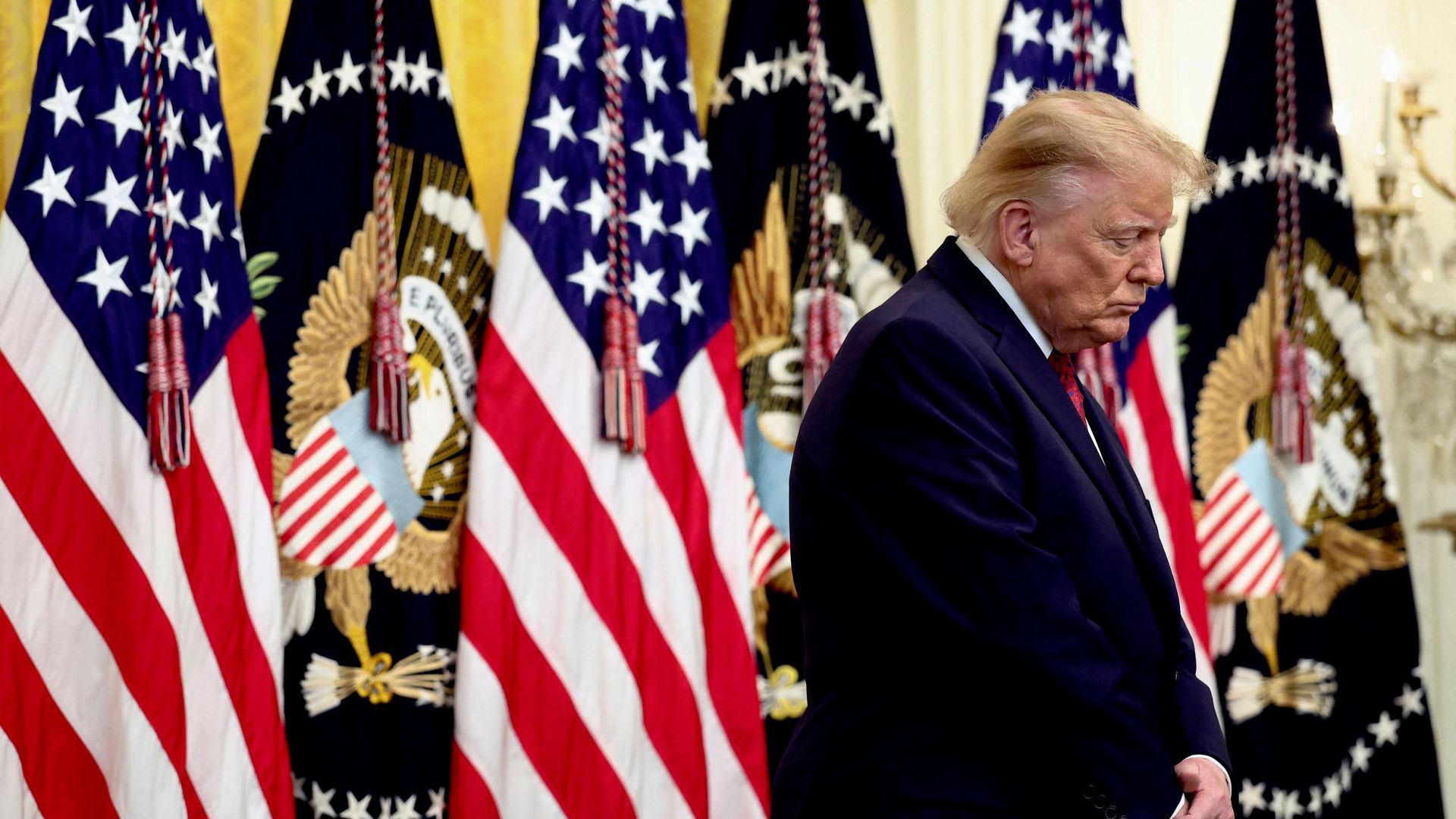 В Белом доме провели молитву за Трампа
